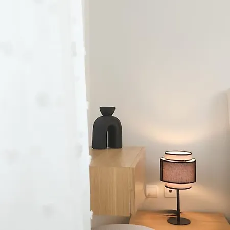 Emerald Escape, Apartament Sinarádes