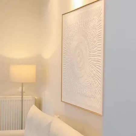 Emerald Escape, Apartament