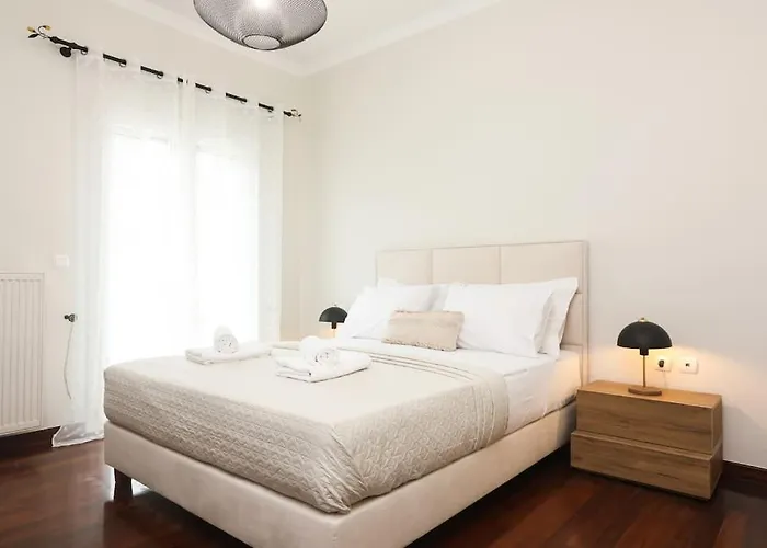 Emerald Escape, Apartament Sinarádes